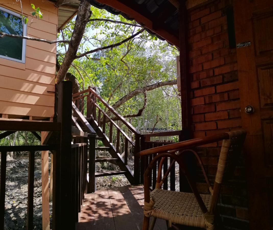 Api-Api Eco Chalet Pantai Kok Exterior foto