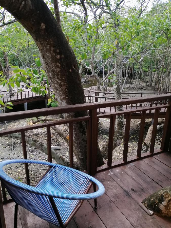 Api-Api Eco Chalet Pantai Kok Exterior foto